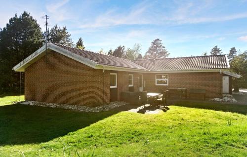 Ho House | Beautiful Home In Blåvand With Sauna
