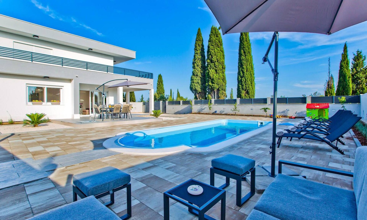 Bogomolje House | Beautiful home in Bogomolje