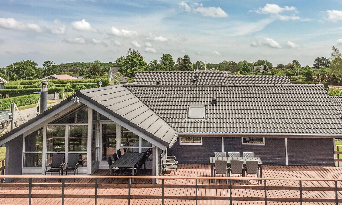 Skastrup Strand House | Beautiful home in Bogense with kitchen