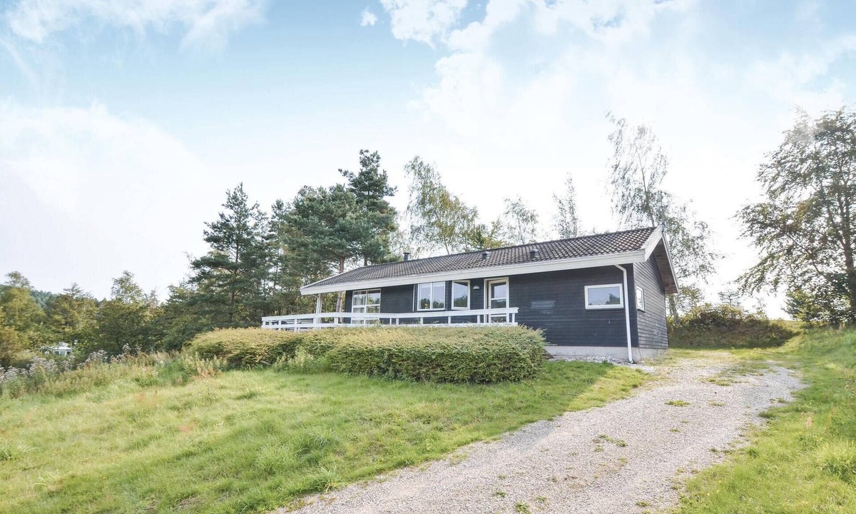 Femmøller House | Beautiful home in Ebeltoft with sauna