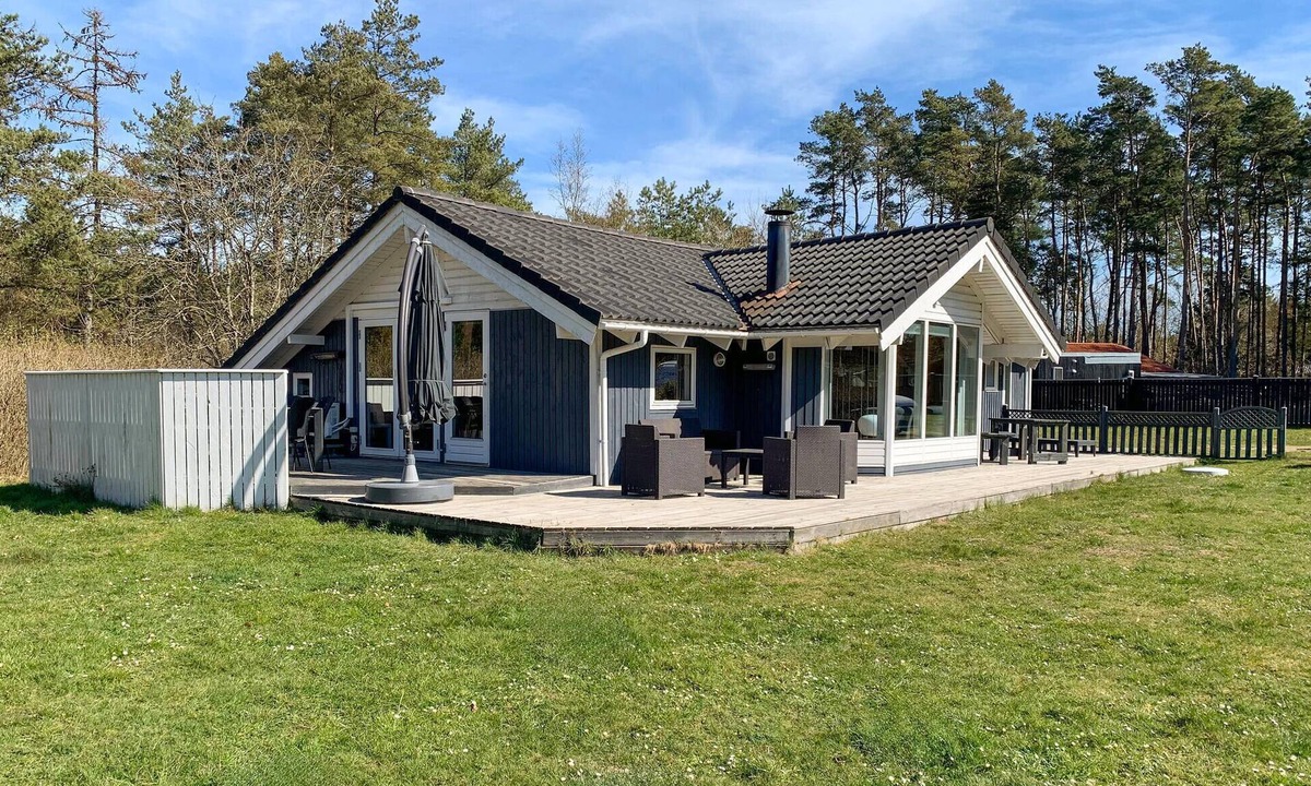 Øksenmølle House | Beautiful home in Ebeltoft with WiFi