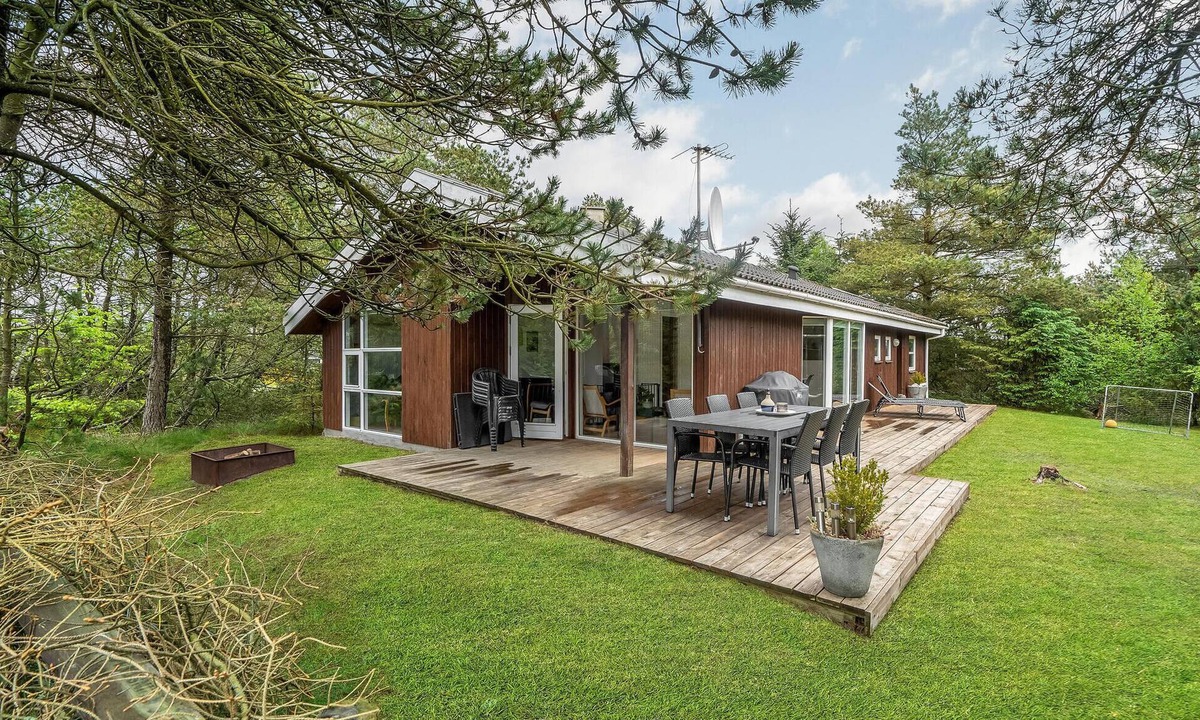 Torup Strand House | Beautiful home in Fjerritslev with sauna