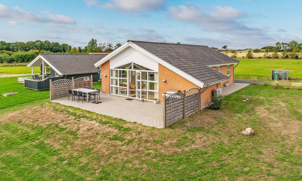 Bøjden House | Beautiful home in Faaborg with sauna