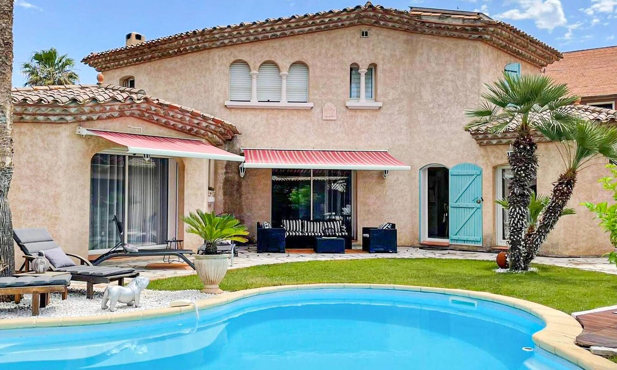 Puisserguier House | Beautiful home in Puisserguier
