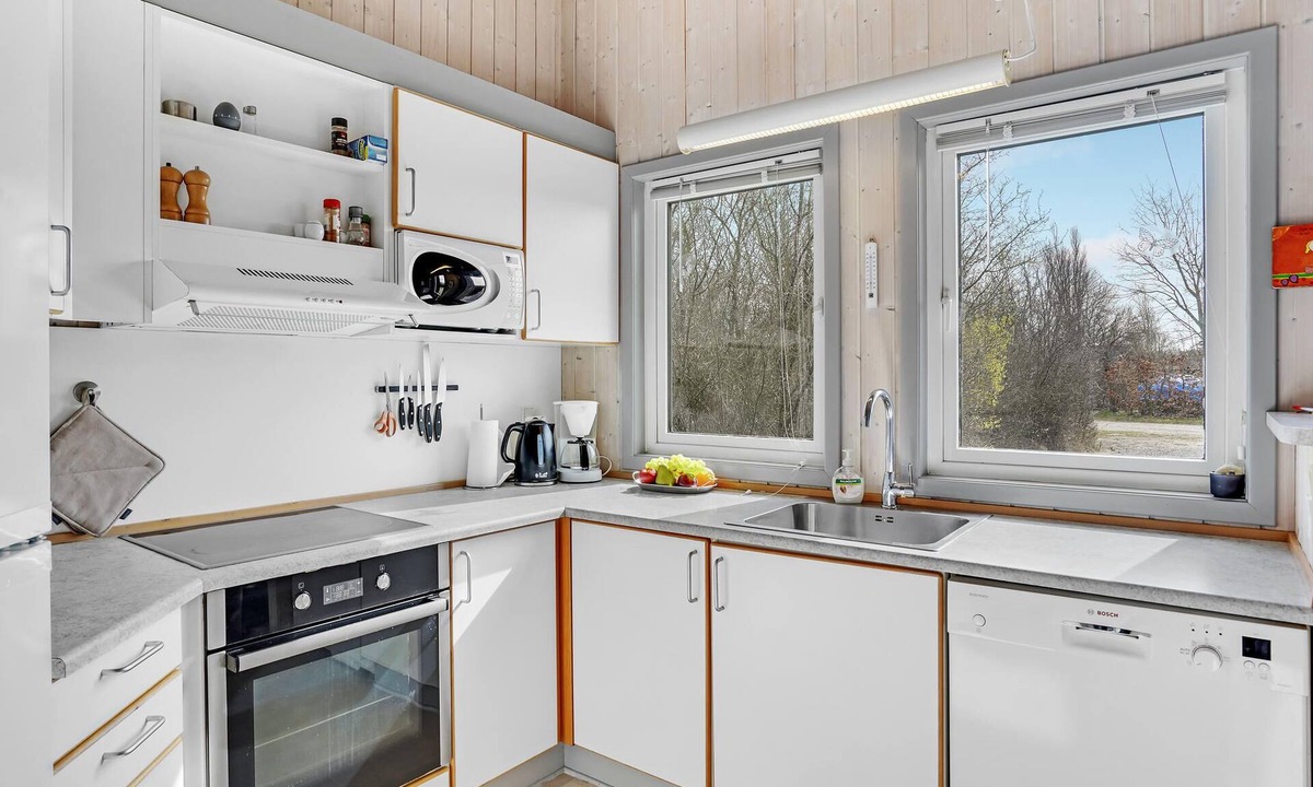 Reersø House | Beautiful home in Gørlev with kitchen
