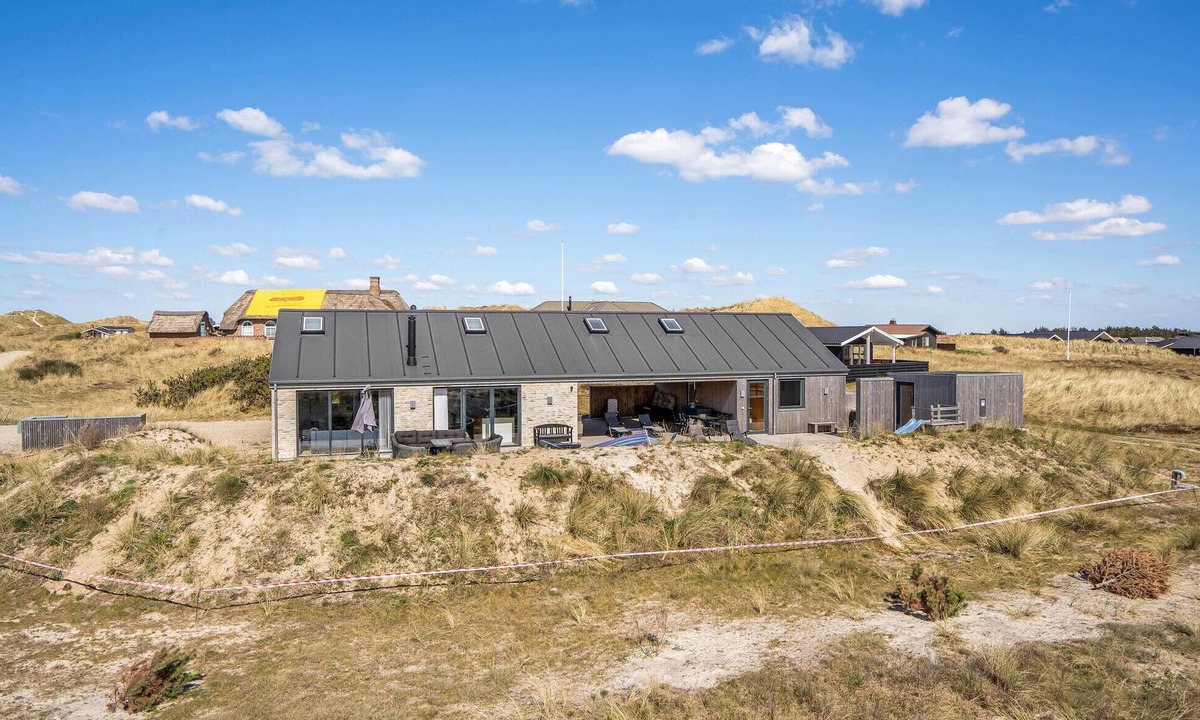 Haurvig House | Beautiful home in Hvide Sande with sauna
