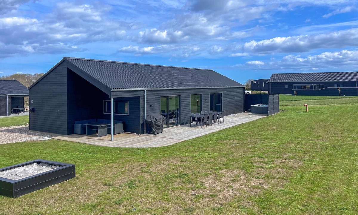 Skovbyballe House | Beautiful home in Haderslev with sauna