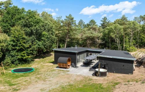 Helberskov Strand House | Beautiful Home In Hadsund With Sauna