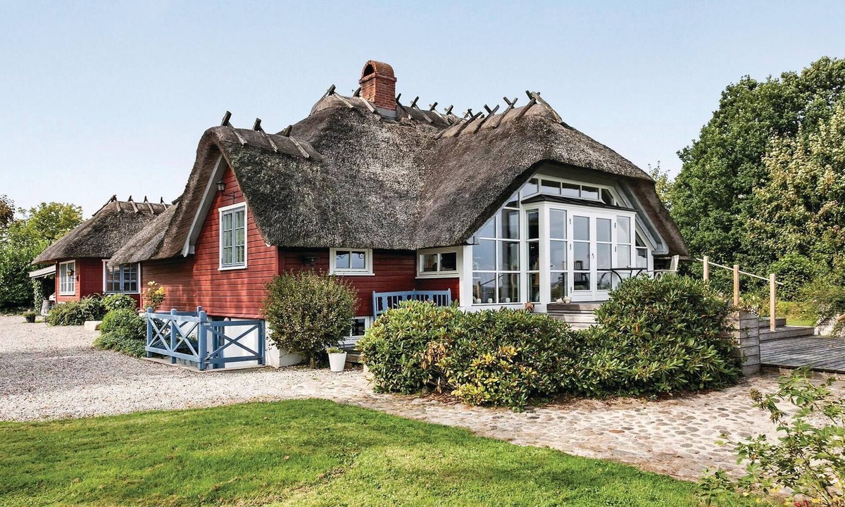 Hejls House | Beautiful home in Hejls with sauna