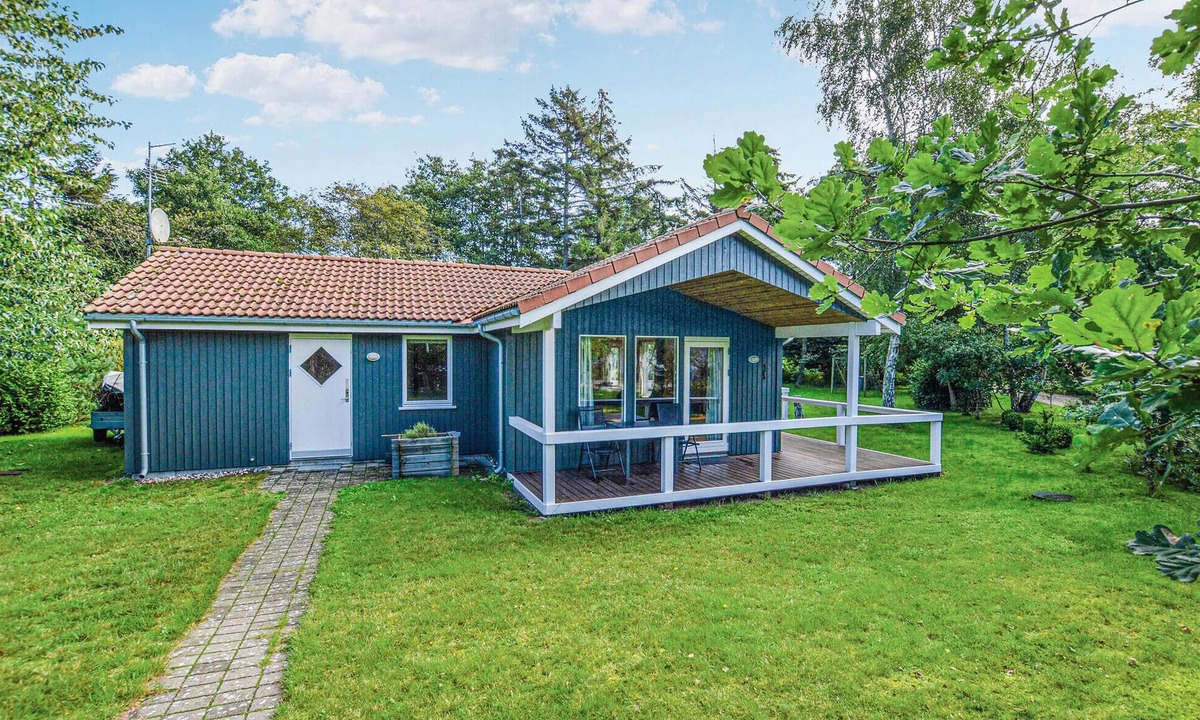Hojby House | Beautiful home in Højby with WiFi