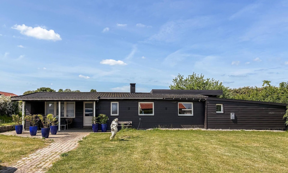 Holbaek House | Beautiful home in Holbæk with WiFi