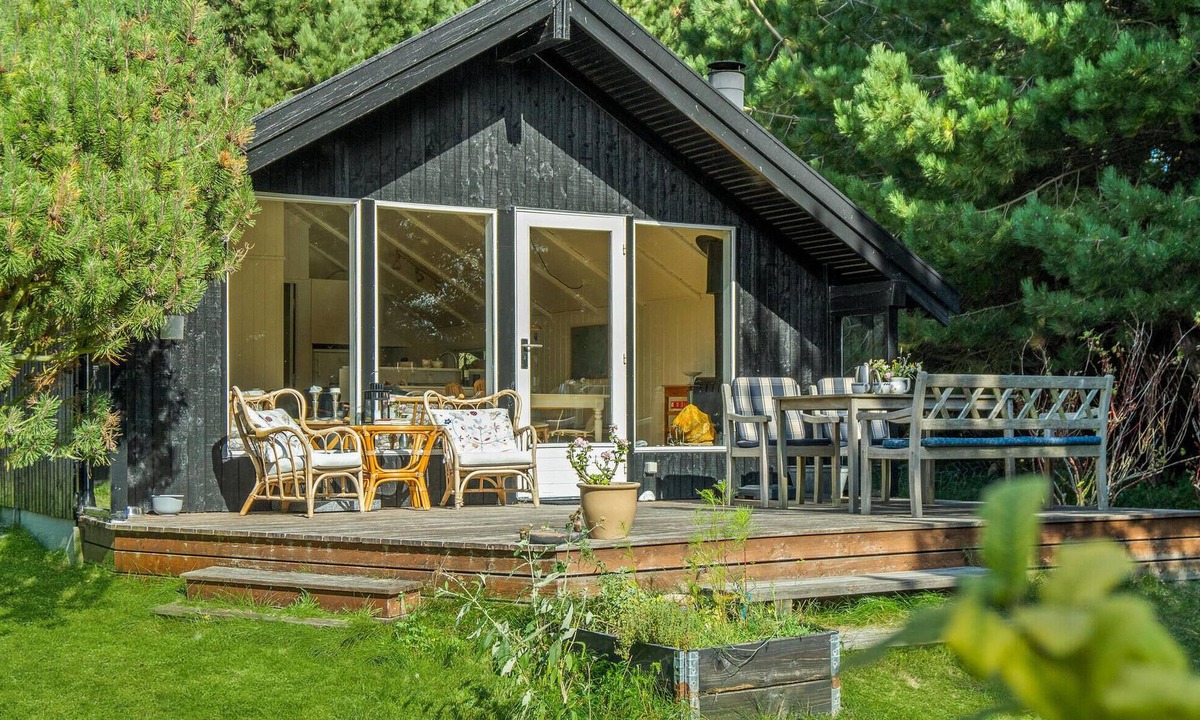 Ristinge House | Beautiful home in Humble with WiFi