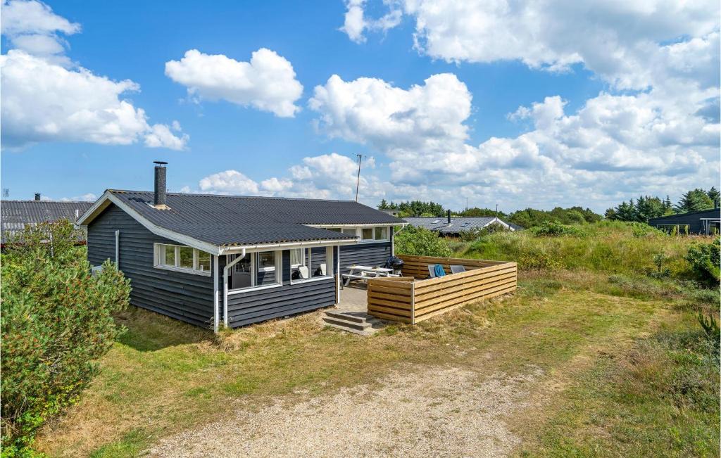 Bjerregaard House | Beautiful Home In Hvide Sande With Wifi