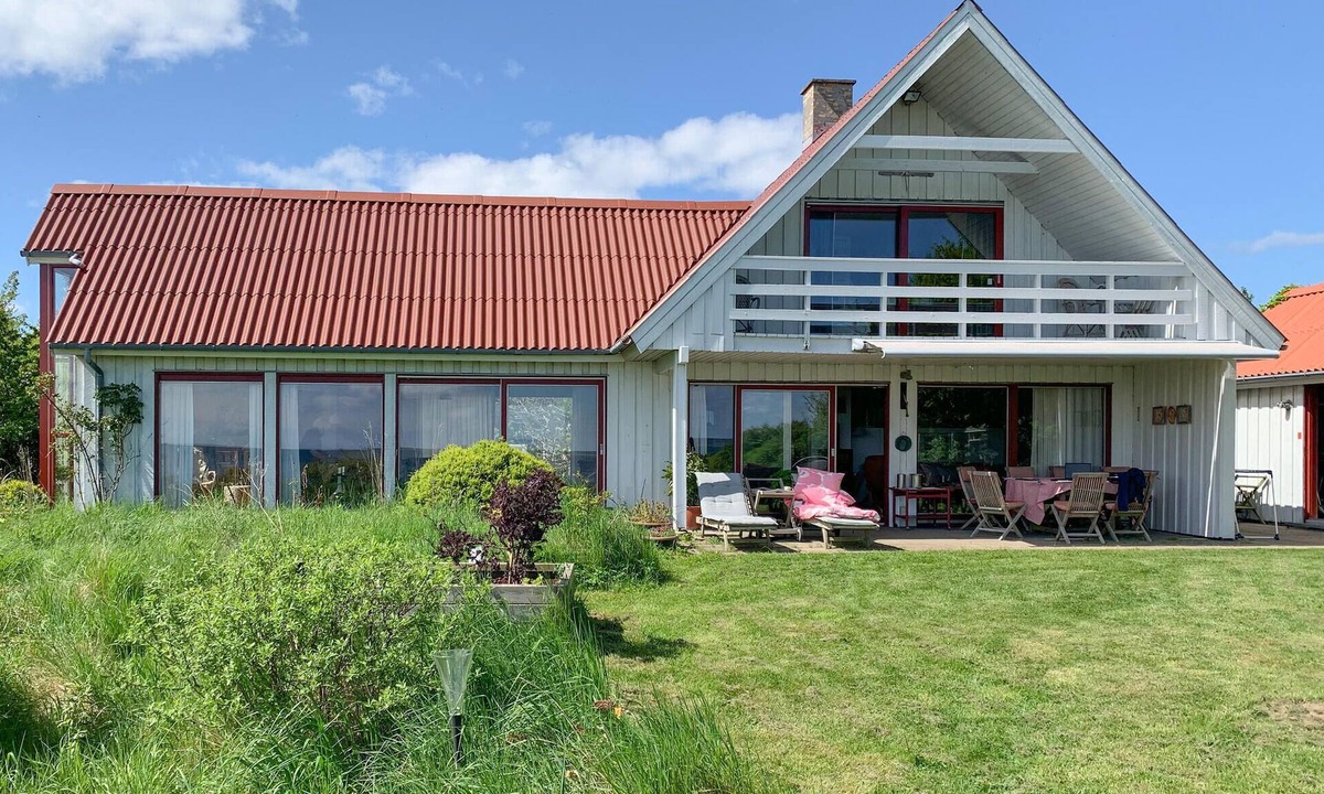 Knebel House | Beautiful home in Knebel with sauna