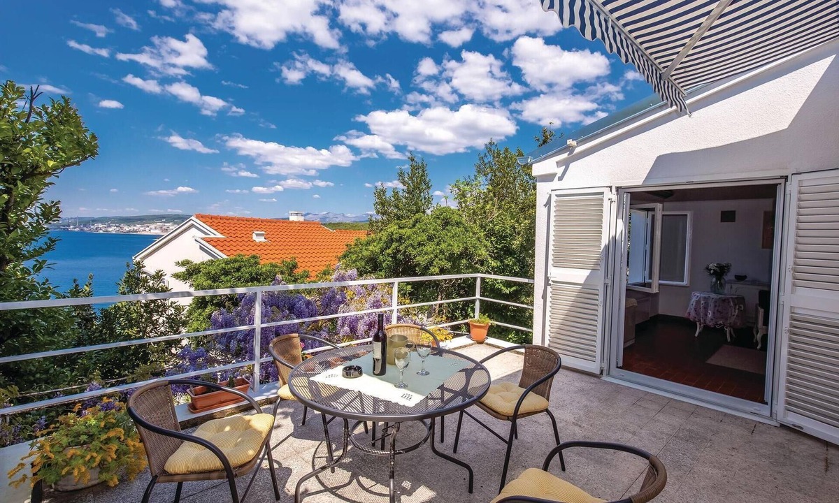 Kraljevica House | Beautiful home in Kraljevica with WiFi
