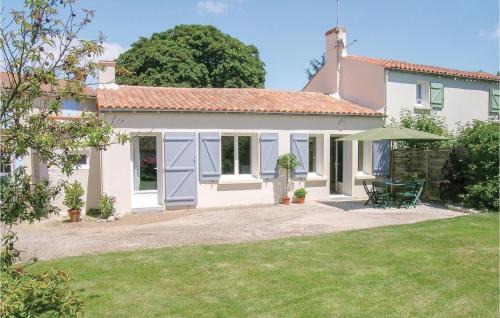 La Jonchere House | Beautiful Home In La Jonchere