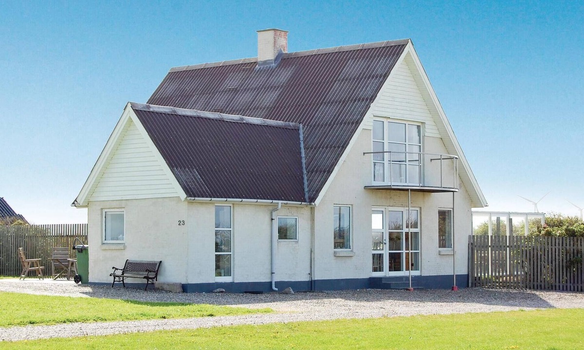 Lemvig House | Beautiful home in Lemvig with kitchen