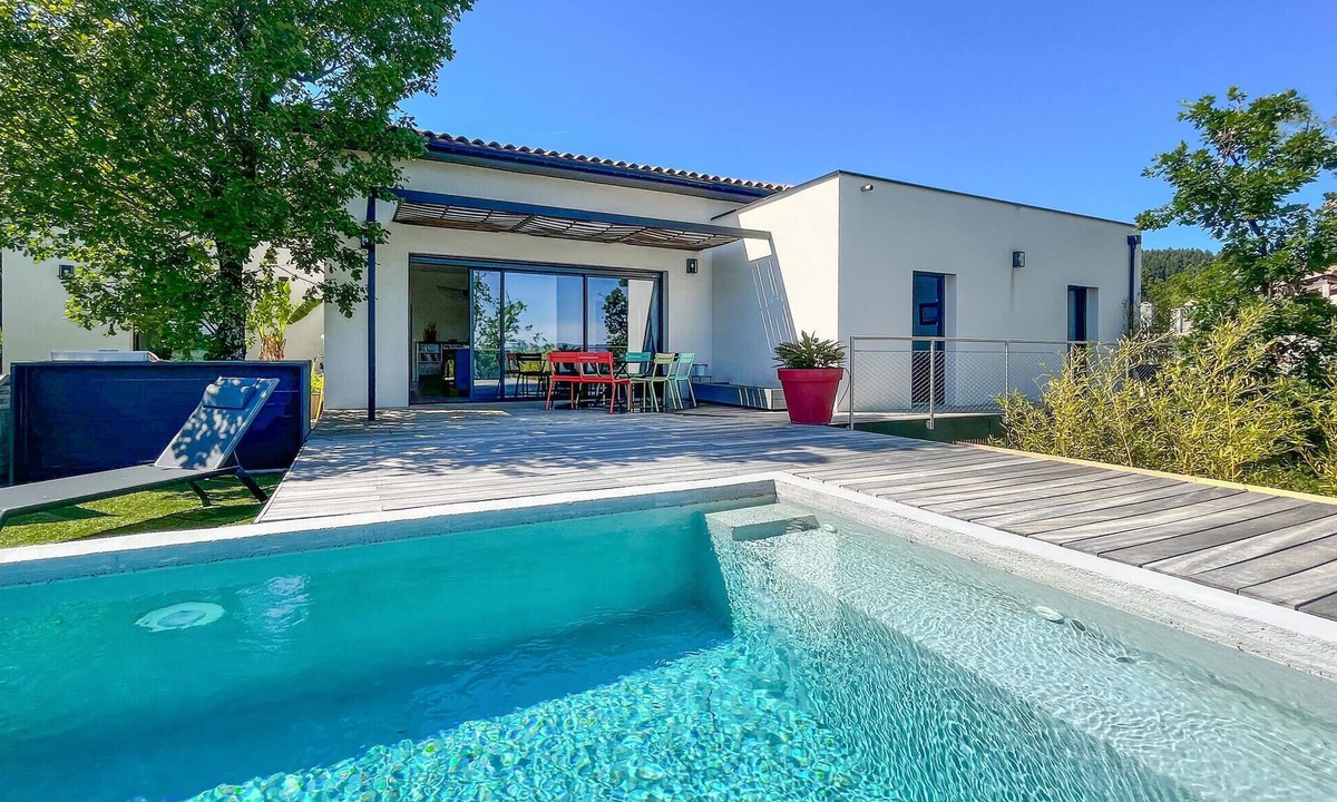 Mercuer House | Beautiful home in Mercuer