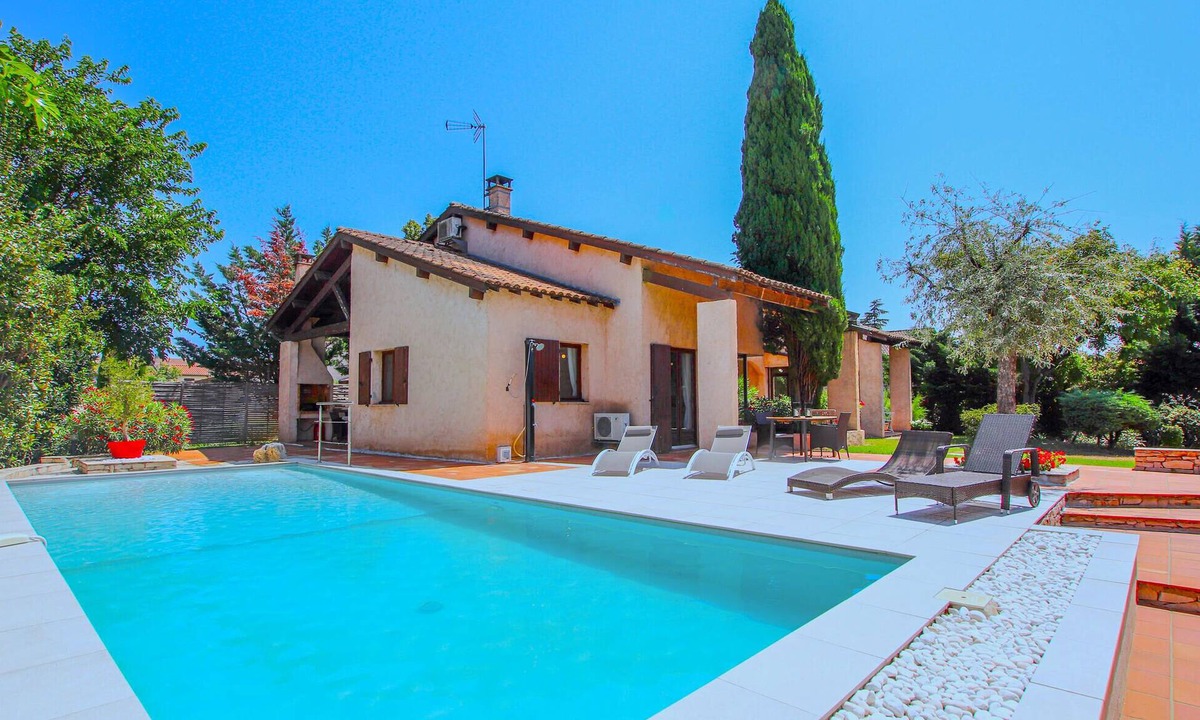 Meyzieu Nord Ouest House | Beautiful home in Meyzieu