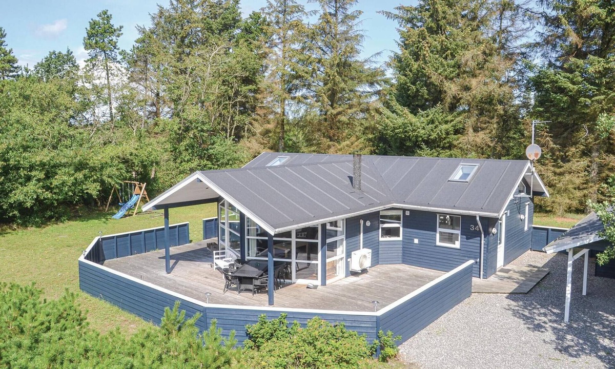Houstrup House | Beautiful home in Nørre Nebel with sauna