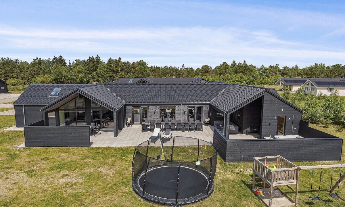 Houstrup House | Beautiful home in Nørre Nebel with sauna