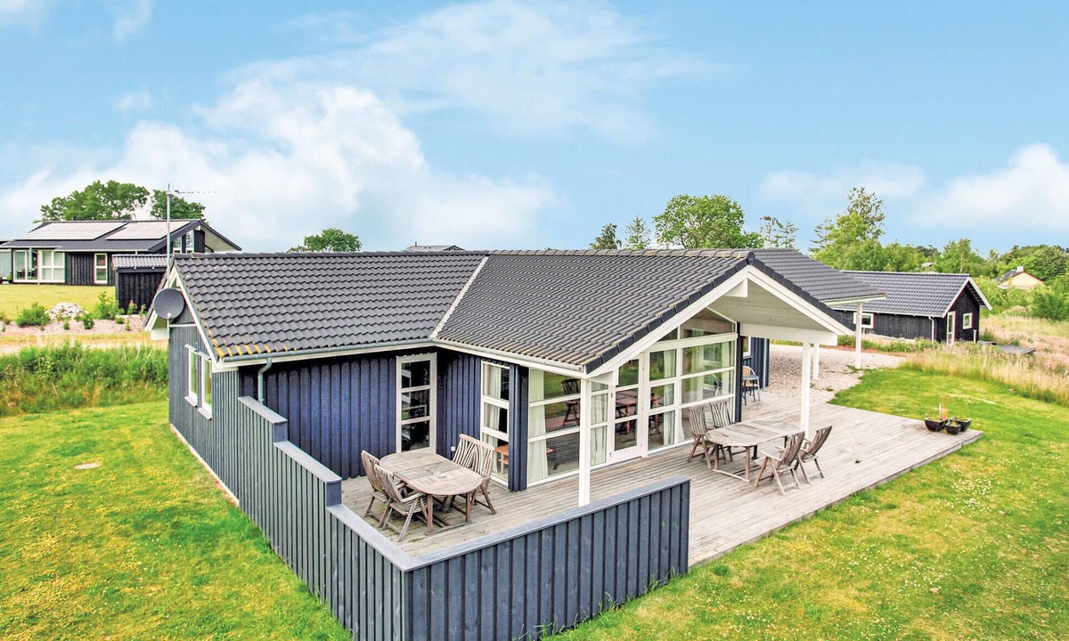 Nykobing Sjaelland House | Beautiful home in Nykøbing Sj with WiFi