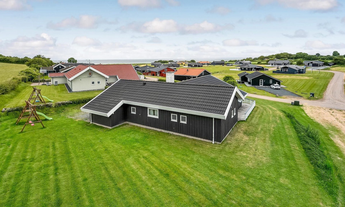 Nordborg House | Beautiful home in Nordborg with WiFi