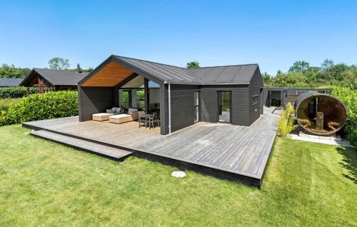 Saksild Strand House | Beautiful Home In Odder With Sauna