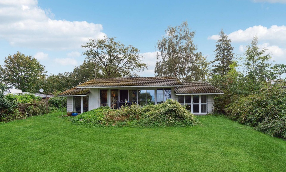 Olsted House | Beautiful home in ølsted with WiFi