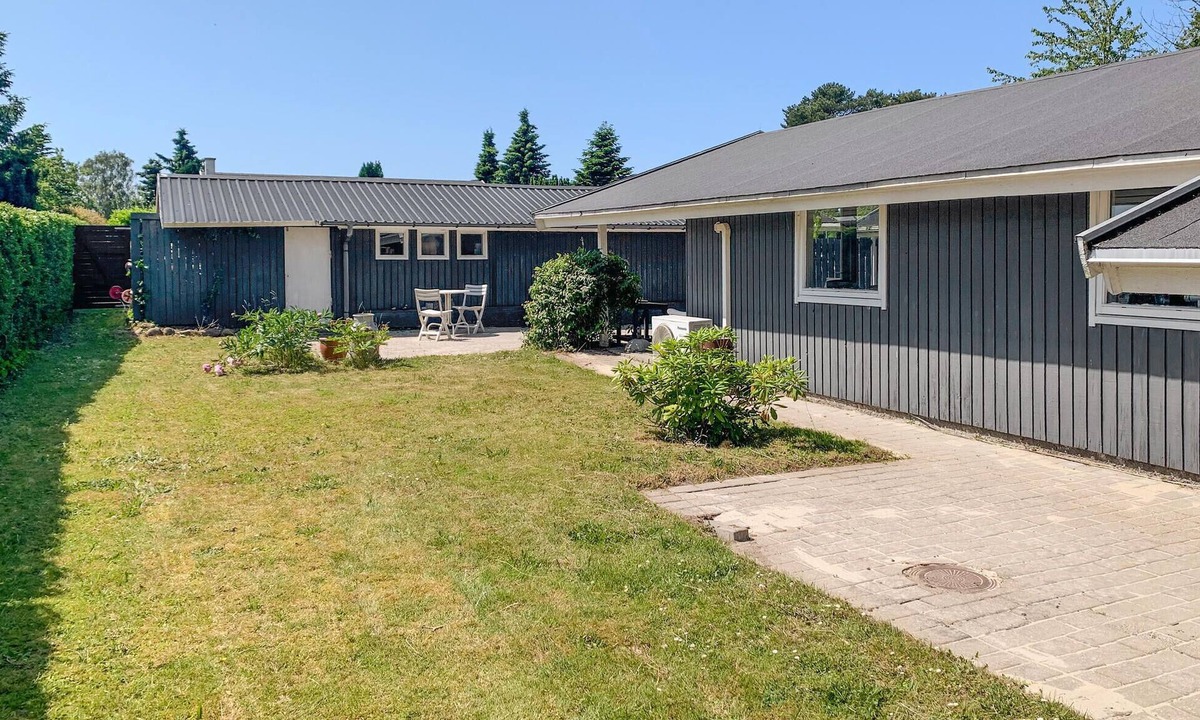 Olsted House | Beautiful home in ølsted with WiFi