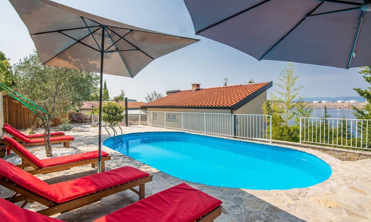 Omisalj House | Beautiful home in Omisalj