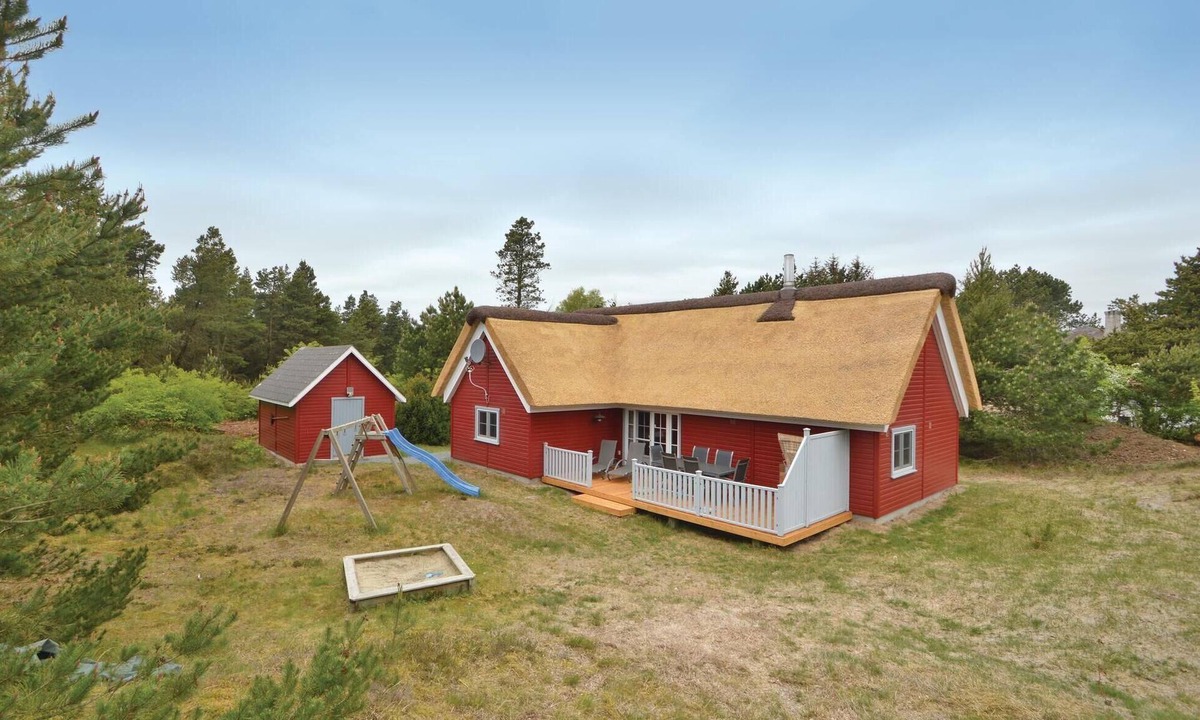 Sønderstrand House | Beautiful home in Rømø with sauna