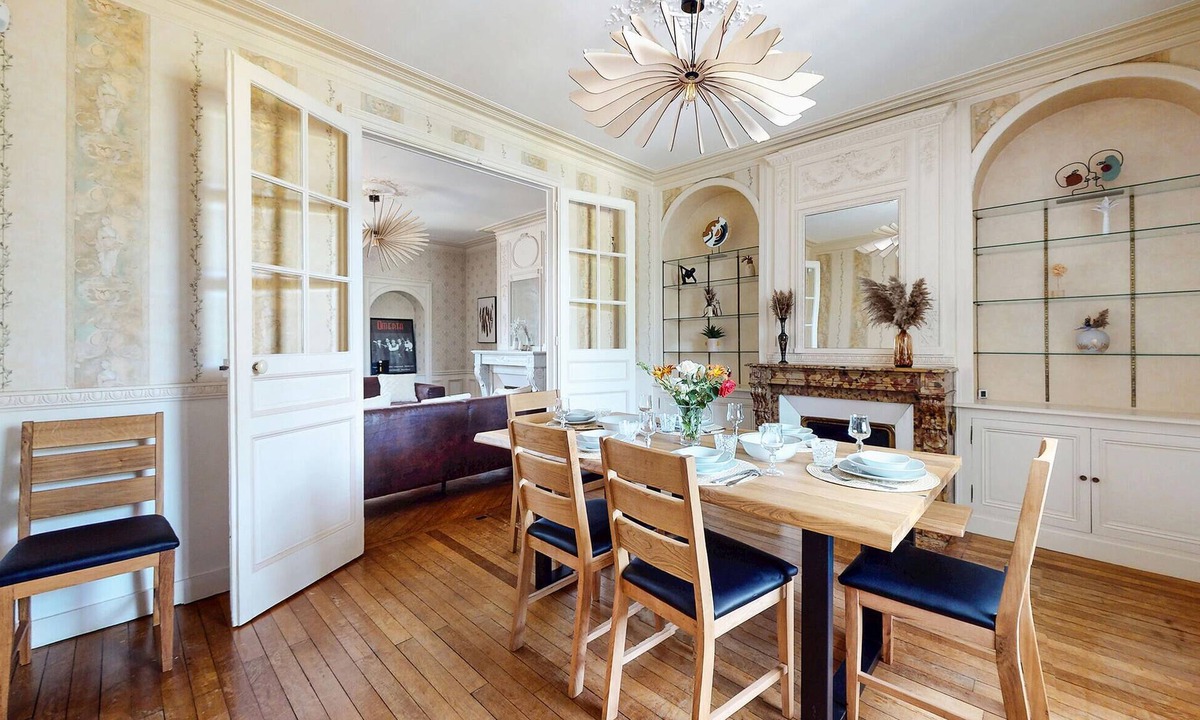 Sens House | Beautiful home in Sens with WiFi