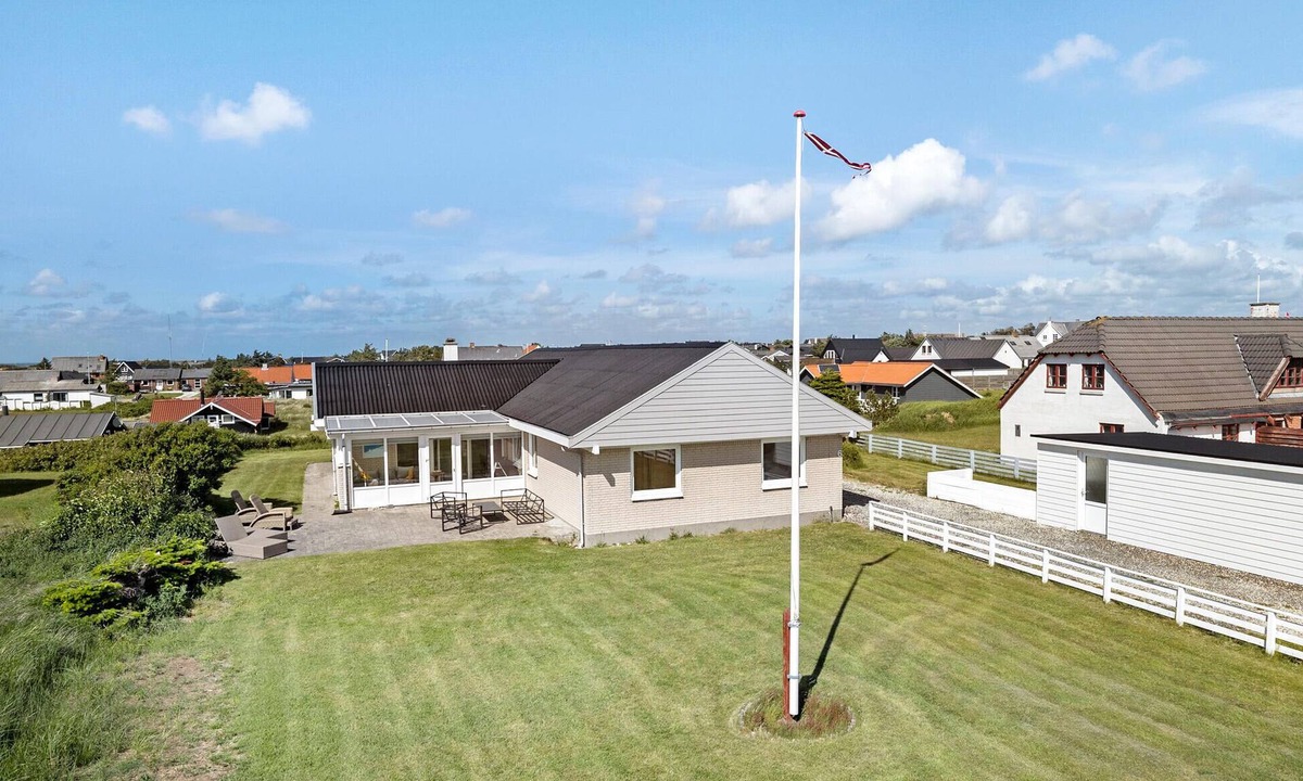 Vorupør House | Beautiful home in Thisted with WiFi
