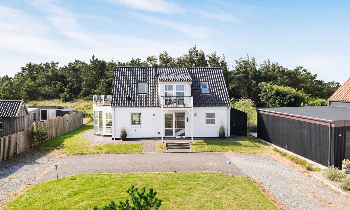Klitmoller House | Beautiful home in Thisted with sauna