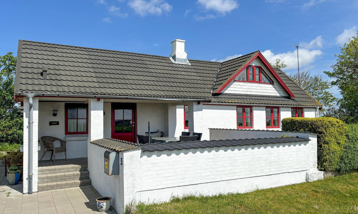 Thisted House | Beautiful home in Thisted with house sea view