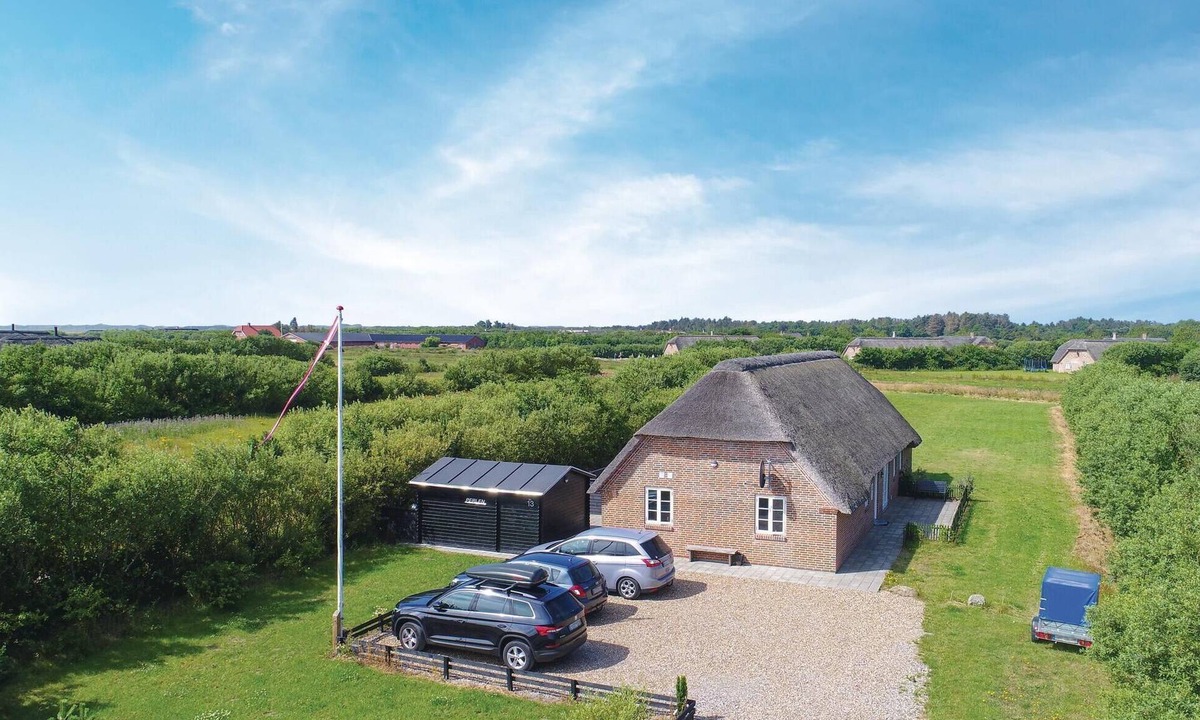 Øby House | Beautiful home in Ulfborg with WiFi