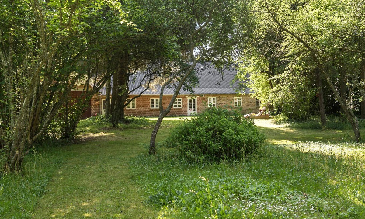 Husby House | Beautiful home in Ulfborg with WiFi
