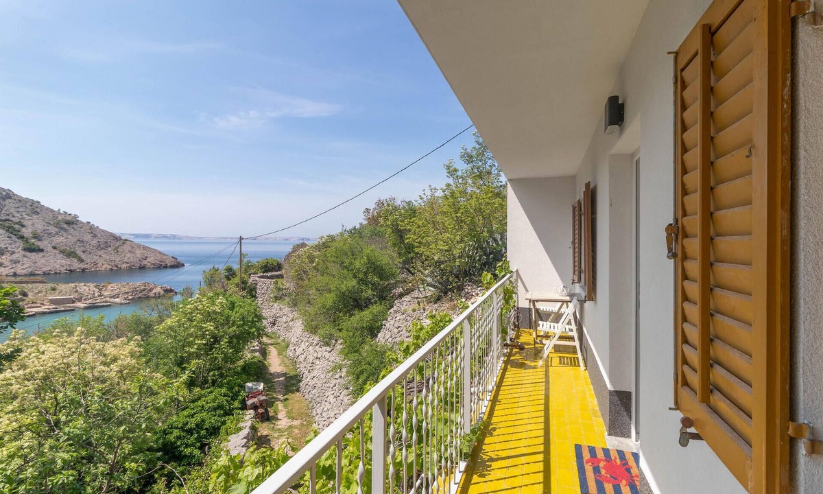 Jablanac House | Beautiful home in Vranjak with kitchen