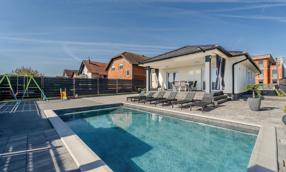 Kraljevec Sesvetski House | Beautiful home in Zagreb