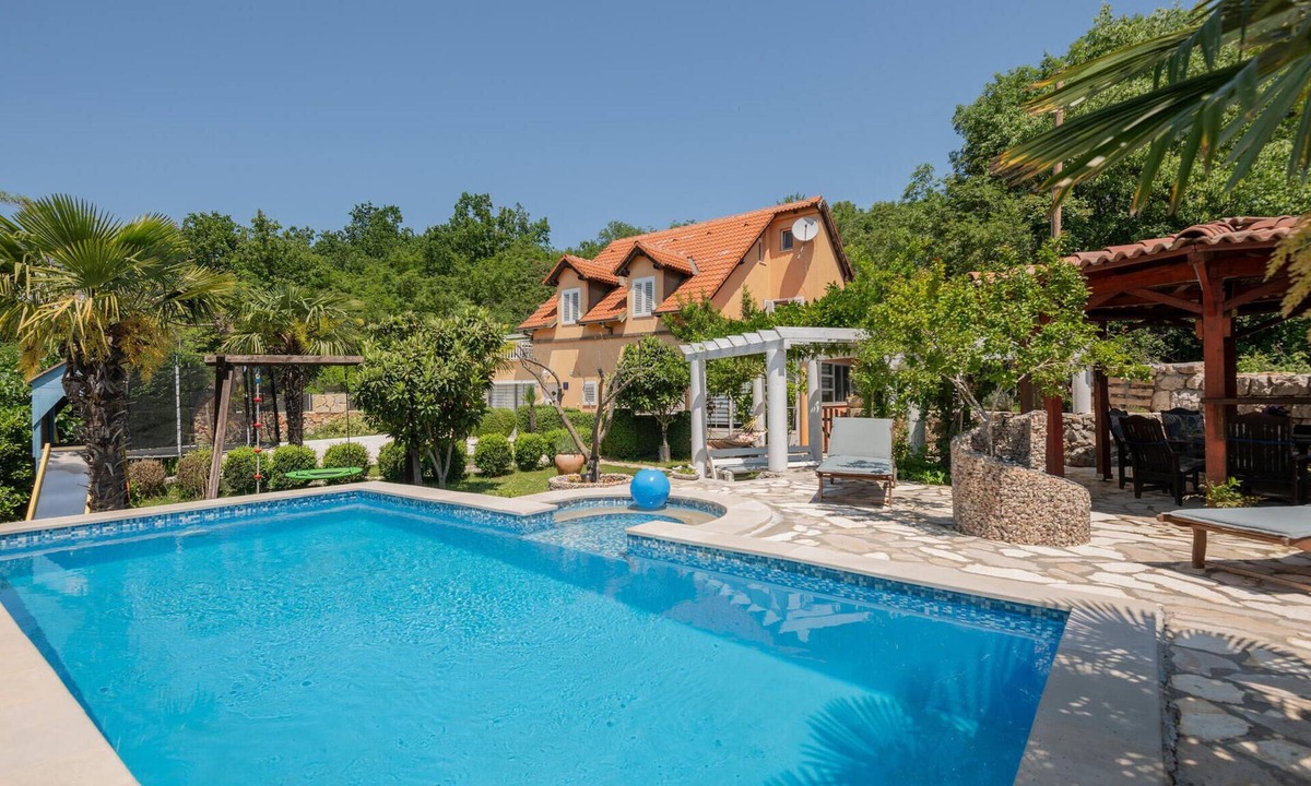 Zmijavci House | Beautiful home in Zmijavci