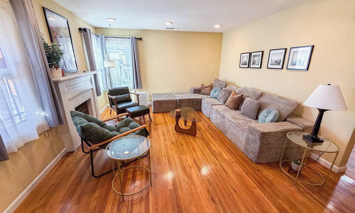 San Leandro House | Beautiful Home Near Silicon Valley