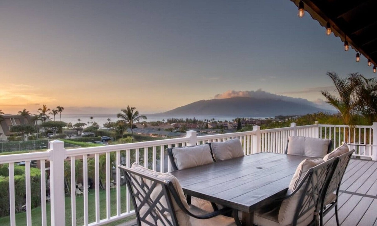 Kihei House | Beautiful Home! Stunning Ocean Views!