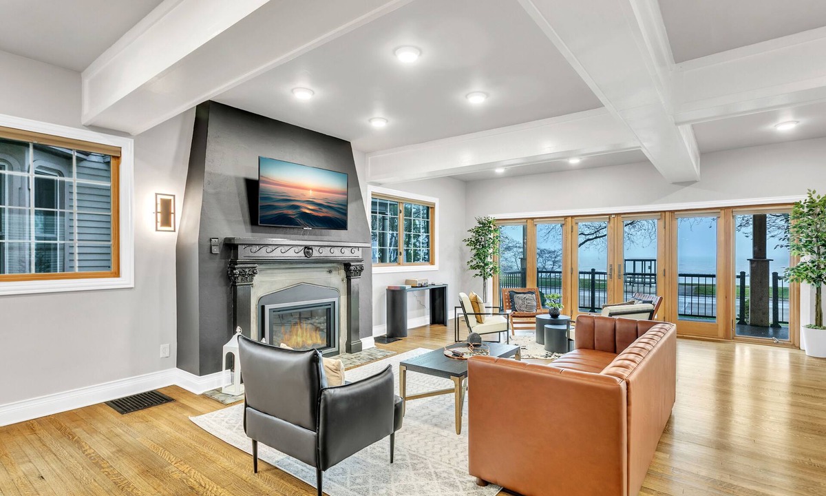 Racine House | Beautiful home with amazing Lake Michigan views