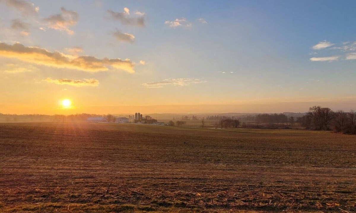 Paradise House | Beautiful Home with Stunning Views in Lancaster