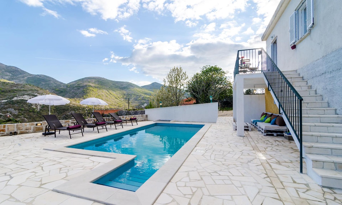 Konavle Villa | Beautiful isolated villa perfectly equipped for up to seven people
