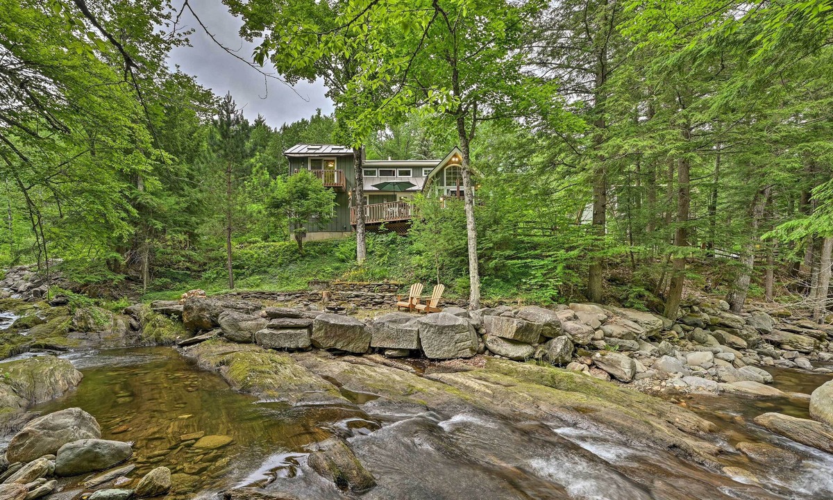 Jay House | Beautiful Jay Peak Home Near Creek & Waterfalls!