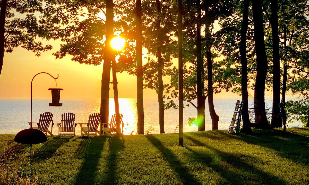 Fennville House | Beautiful Lake Michigan Home - Private Beach - Your 2026 Escape!