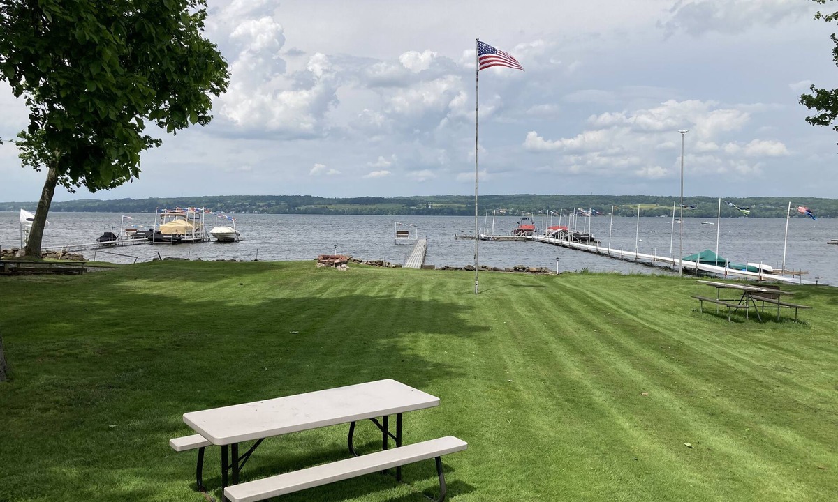 Ashville House | Beautiful Lakefront Cottage with Dock