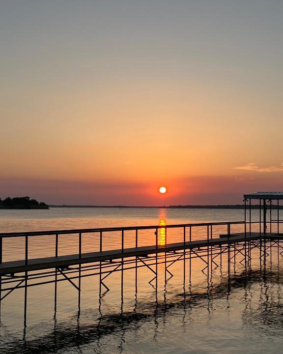 West Tawakoni House | Beautiful lakefront house in private woods